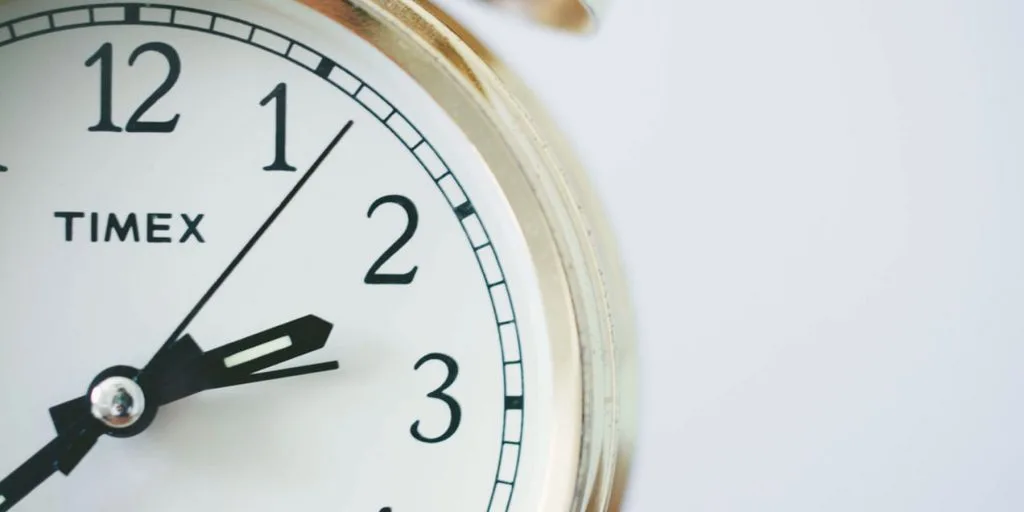 El paso del tiempo cambia radicalmente la forma de entender los negocios. (Fuente: Unsplash).