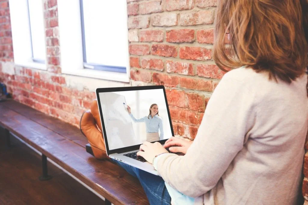 cómo hacer un webinar