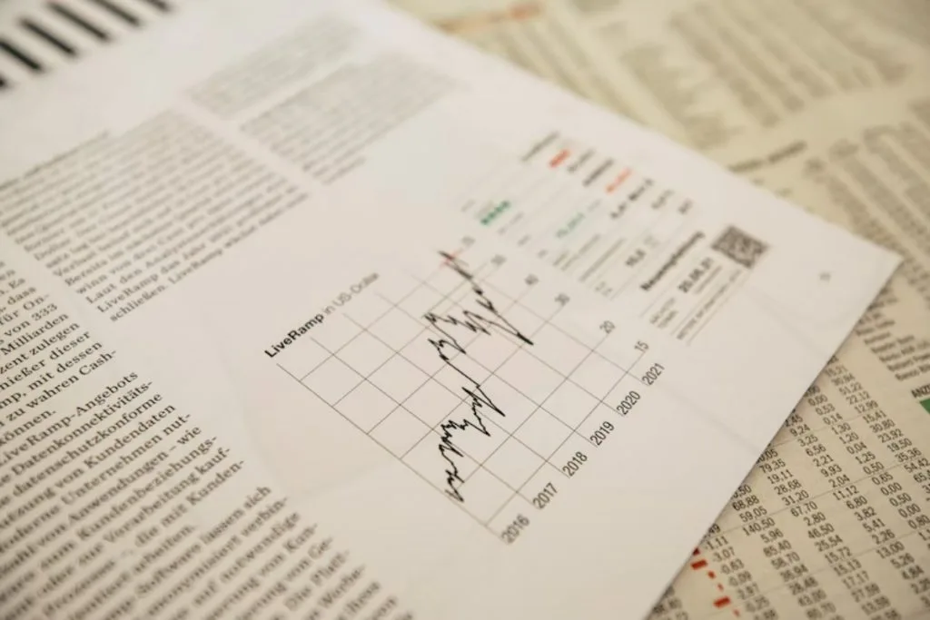 qué características tienen los reportes contables