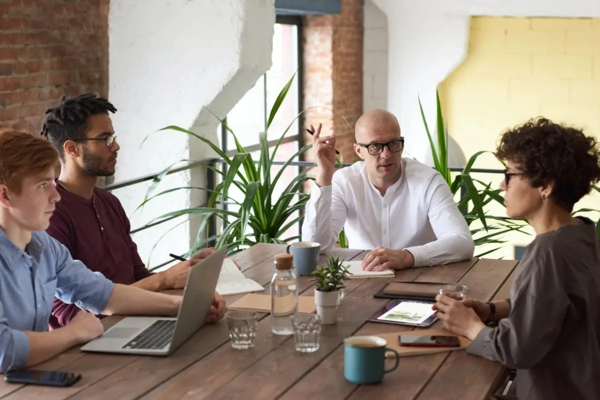 ¿Cómo gestionar la nómina de empleados?  